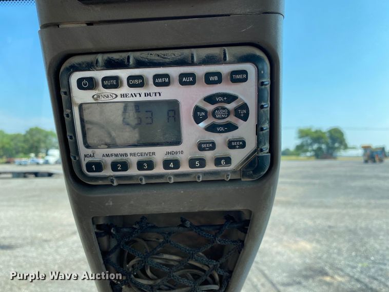 image for item KW9255 2016 Case 580 Super N  backhoe