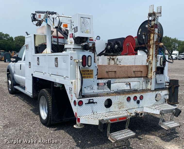 image for item KW9266 2011 Ford F550 Super Duty  Crew Cab utility / service truck