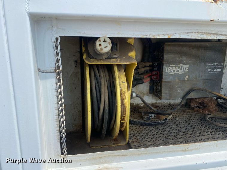 image for item KW9266 2011 Ford F550 Super Duty  Crew Cab utility / service truck