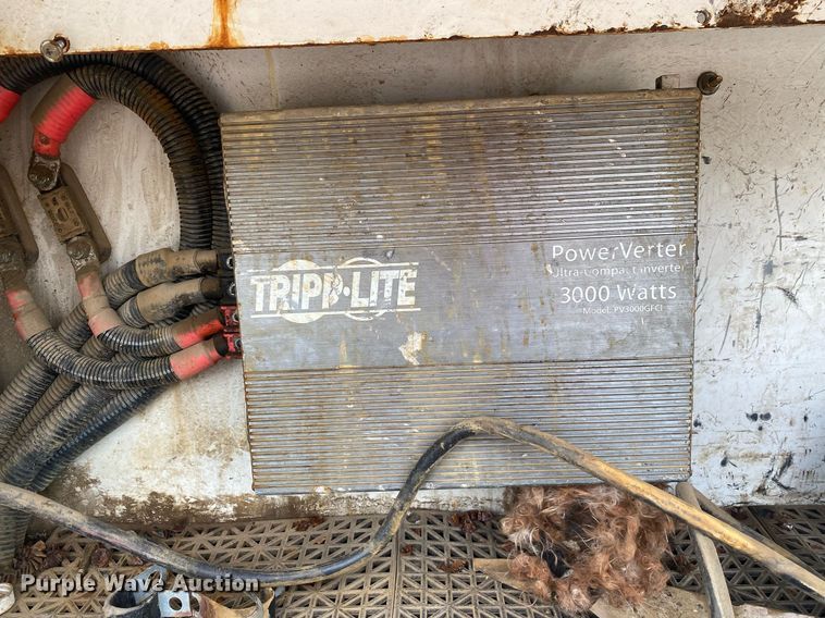 image for item KW9266 2011 Ford F550 Super Duty  Crew Cab utility / service truck