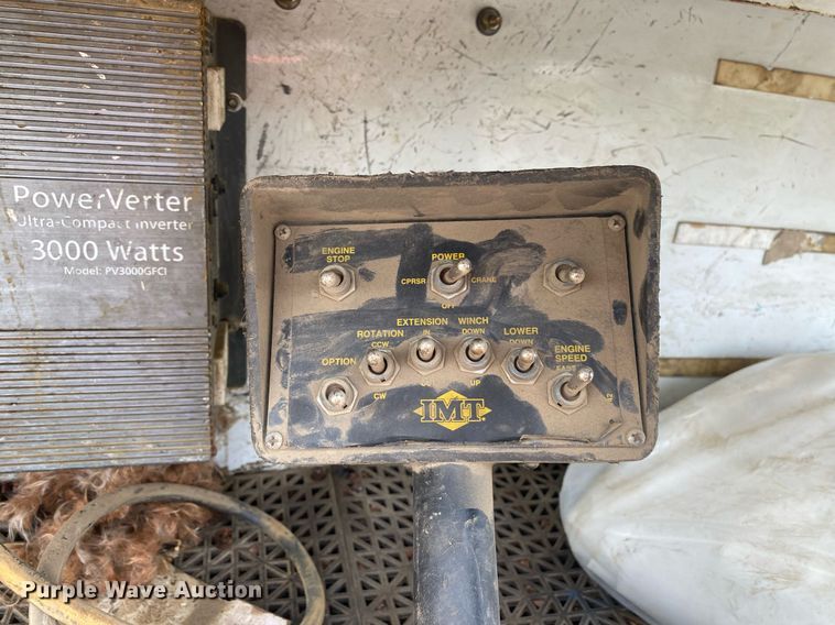 image for item KW9266 2011 Ford F550 Super Duty  Crew Cab utility / service truck