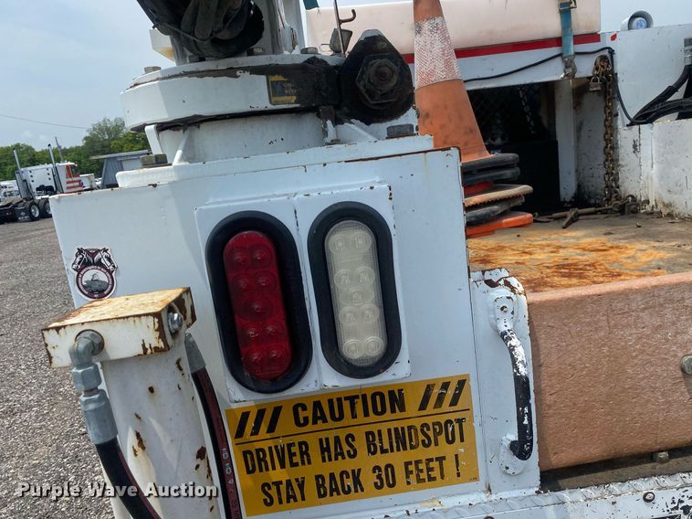 image for item KW9266 2011 Ford F550 Super Duty  Crew Cab utility / service truck