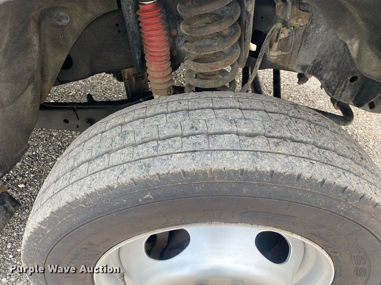 image for item KW9266 2011 Ford F550 Super Duty  Crew Cab utility / service truck