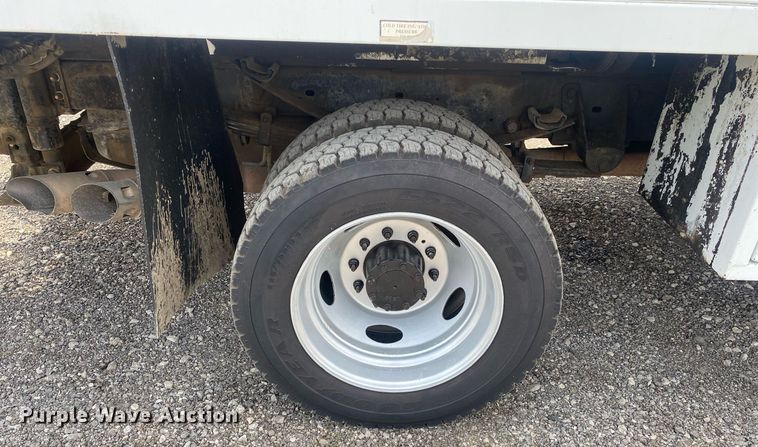 image for item KW9266 2011 Ford F550 Super Duty  Crew Cab utility / service truck