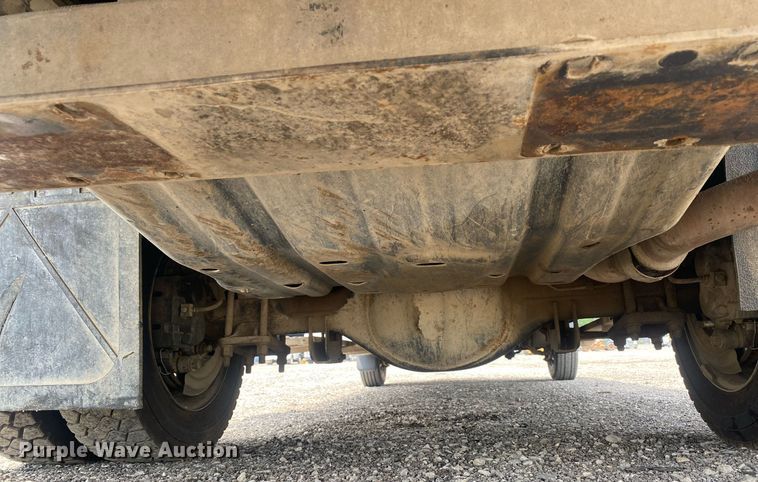 image for item KW9266 2011 Ford F550 Super Duty  Crew Cab utility / service truck