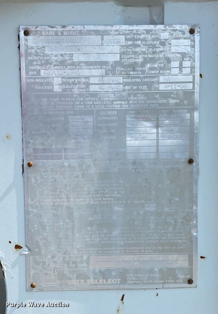 image for item KW9268 2007 International 4300  digger derrick truck