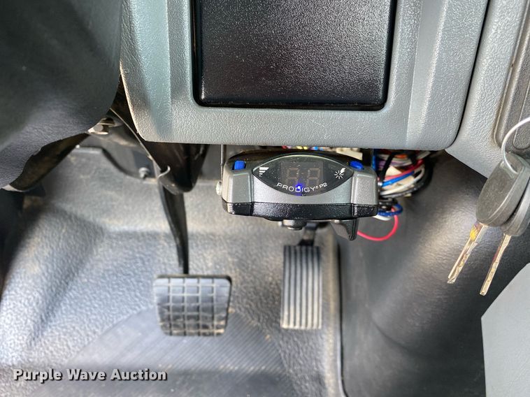 image for item KW9268 2007 International 4300  digger derrick truck