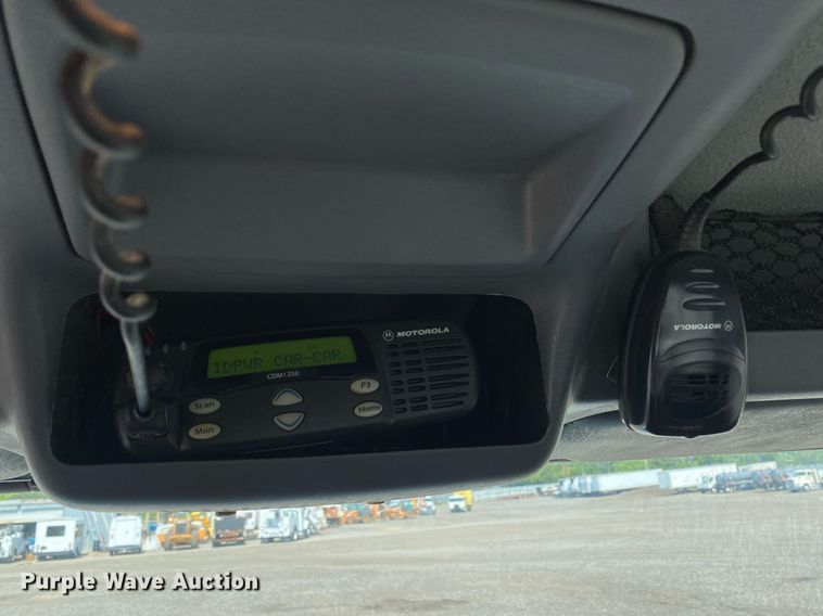 image for item KW9268 2007 International 4300  digger derrick truck