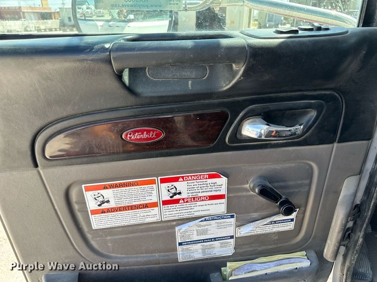 image for item KX9003 2015 Peterbilt 365  ready mix truck