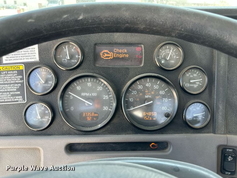 image for item KX9003 2015 Peterbilt 365  ready mix truck