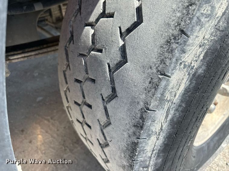 image for item KX9003 2015 Peterbilt 365  ready mix truck