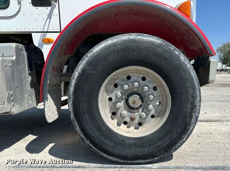 image for item KX9003 2015 Peterbilt 365  ready mix truck