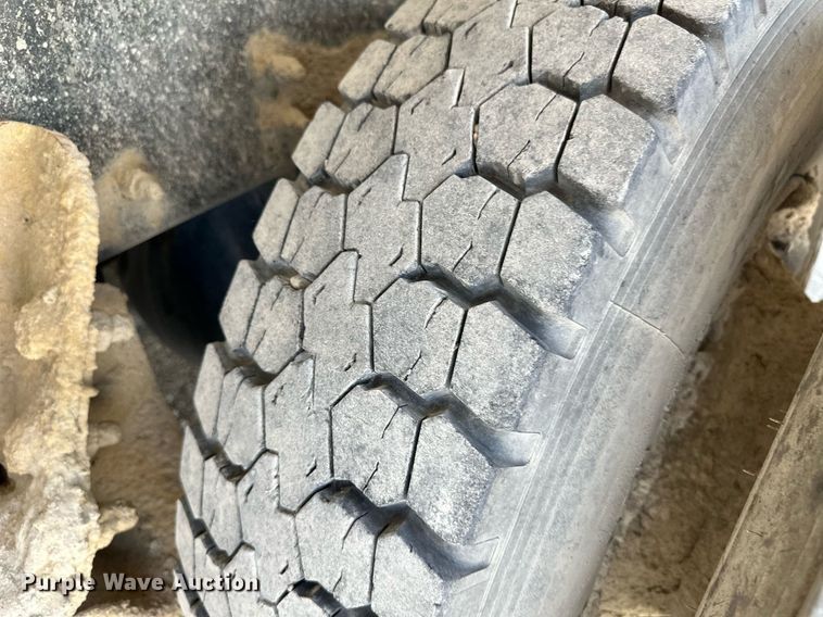 image for item KX9003 2015 Peterbilt 365  ready mix truck