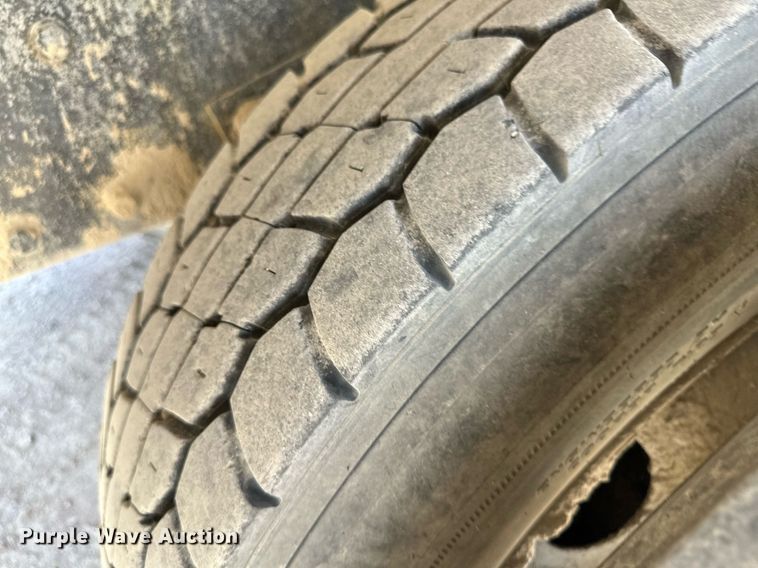 image for item KX9003 2015 Peterbilt 365  ready mix truck