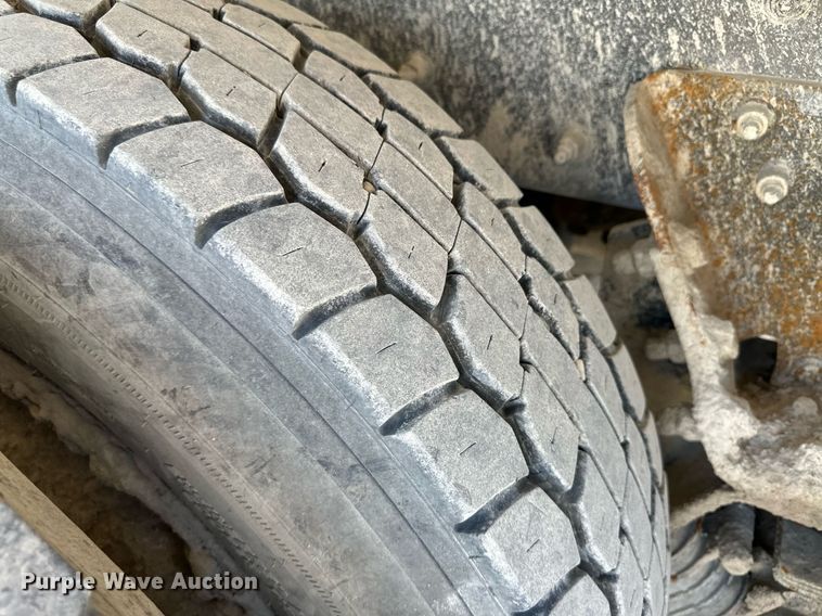 image for item KX9003 2015 Peterbilt 365  ready mix truck