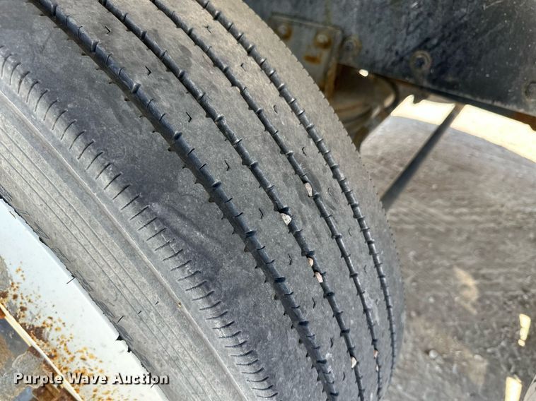 image for item KX9003 2015 Peterbilt 365  ready mix truck