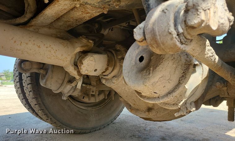 image for item LE9146 1990 Freightliner FLD  water truck