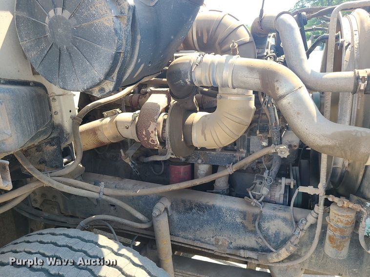 image for item LE9147 1998 Volvo WG  water truck