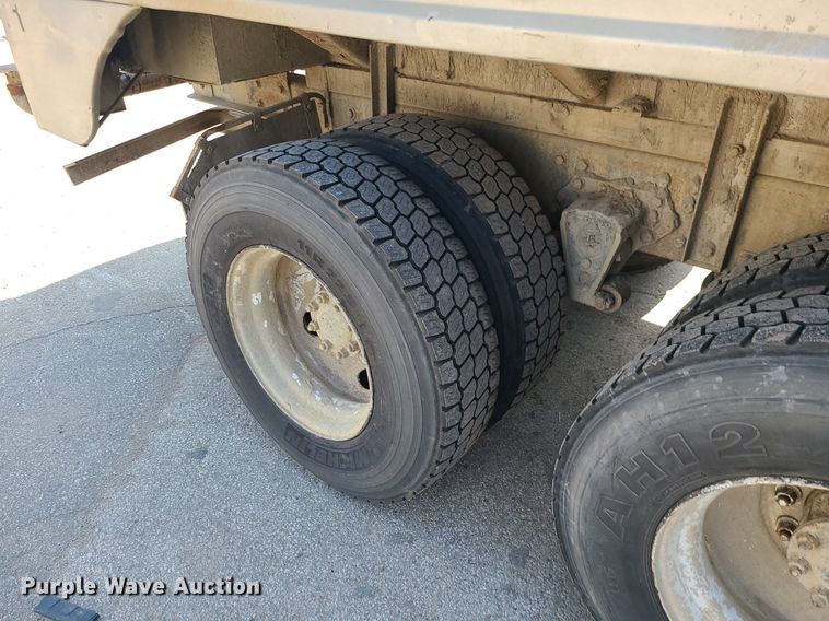 image for item LE9147 1998 Volvo WG  water truck