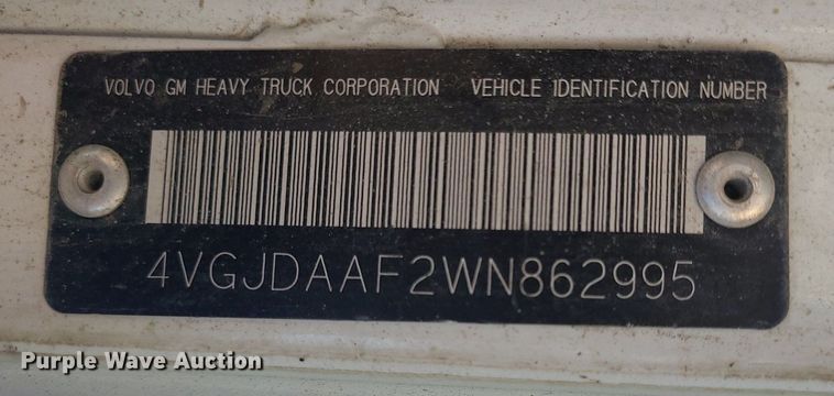 image for item LE9147 1998 Volvo WG  water truck