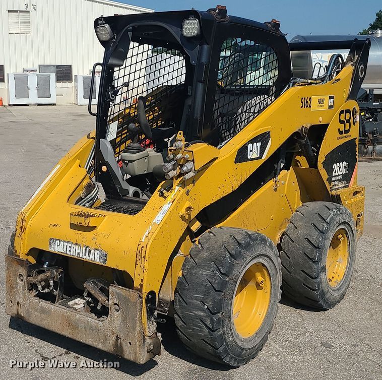 image for item LE9148 2013 Caterpillar 262C2  skid steer loader