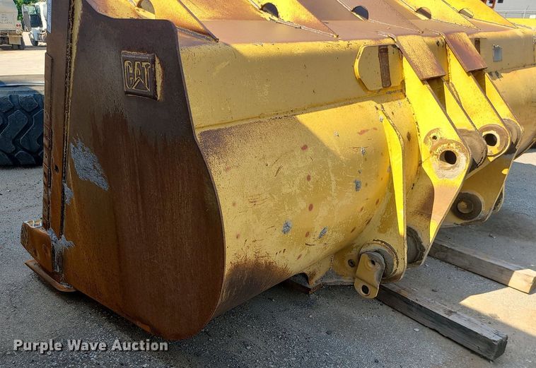 image for item LE9149 Caterpillar 980  bucket