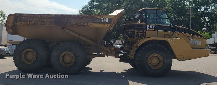 image for item LE9151 2005 Caterpillar 740  haul truck