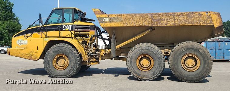 image for item LE9151 2005 Caterpillar 740  haul truck