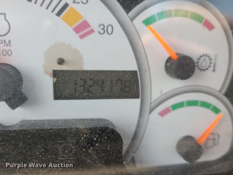 image for item LE9151 2005 Caterpillar 740  haul truck