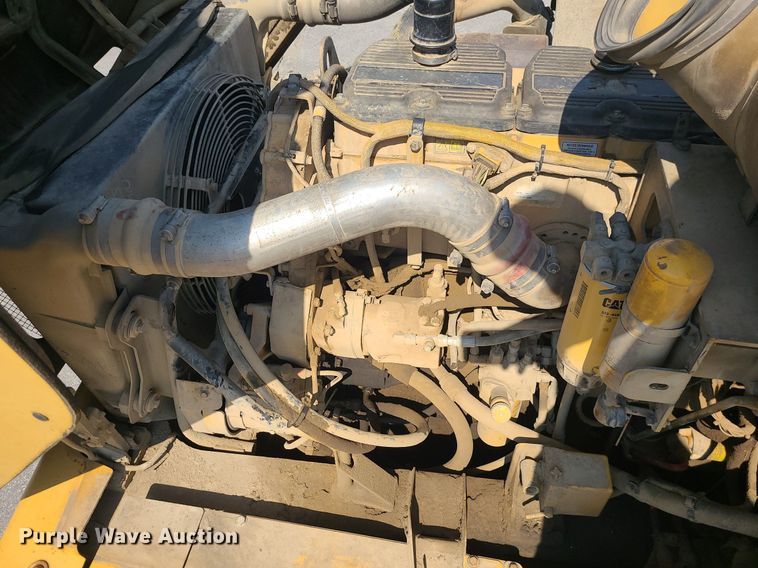 image for item LE9151 2005 Caterpillar 740  haul truck