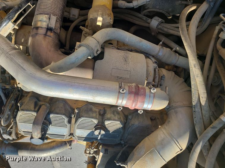 image for item LE9151 2005 Caterpillar 740  haul truck