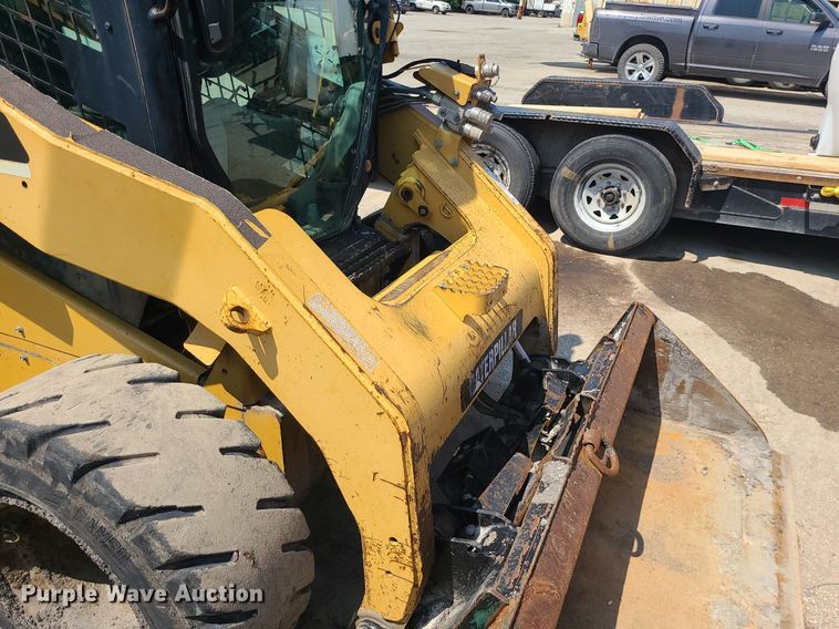 image for item LE9152 2008 Caterpillar 272C  skid steer loader