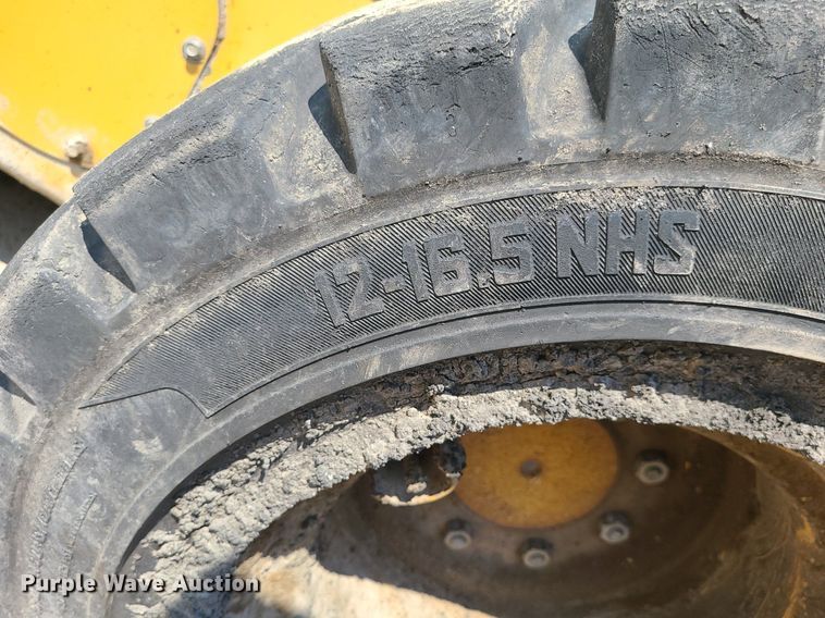 image for item LE9152 2008 Caterpillar 272C  skid steer loader