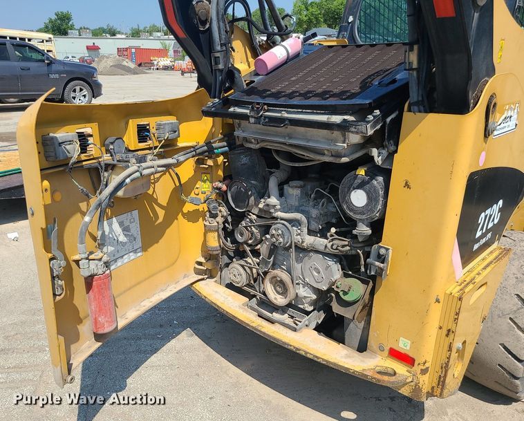 image for item LE9152 2008 Caterpillar 272C  skid steer loader