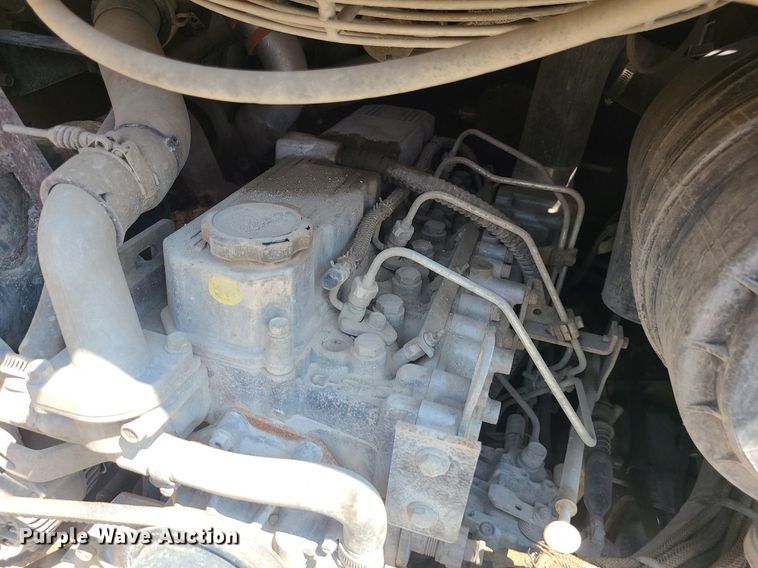 image for item LE9152 2008 Caterpillar 272C  skid steer loader