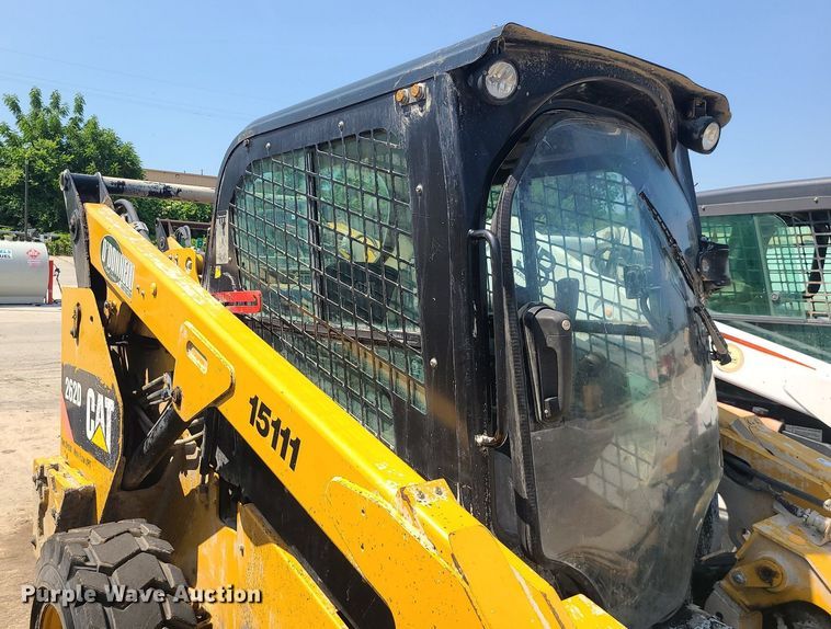 image for item LE9153 2014 Caterpillar 262D  skid steer loader