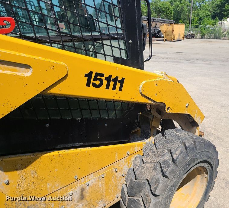 image for item LE9153 2014 Caterpillar 262D  skid steer loader