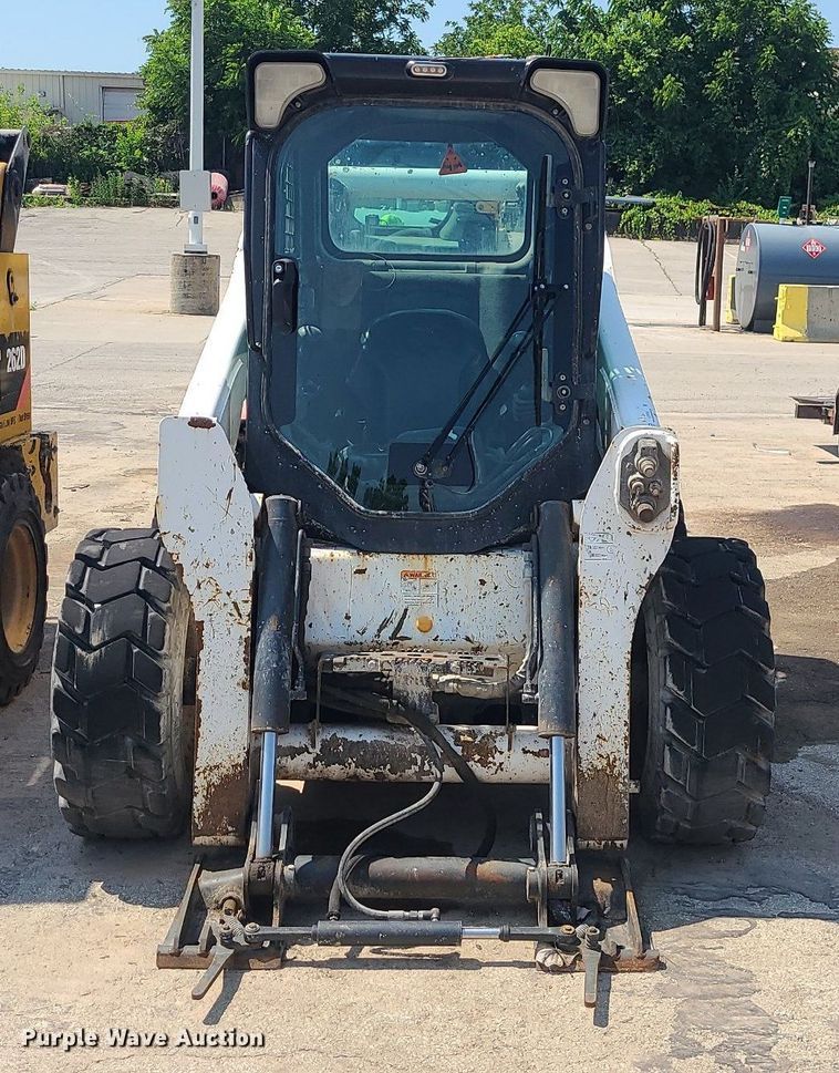 image for item LE9154 2013 Bobcat S770  skid steer loader