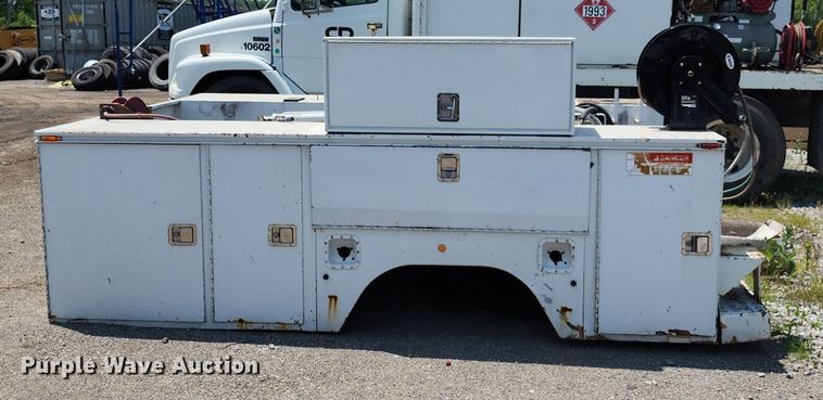 image for item LE9156 Knapheide  utility bed