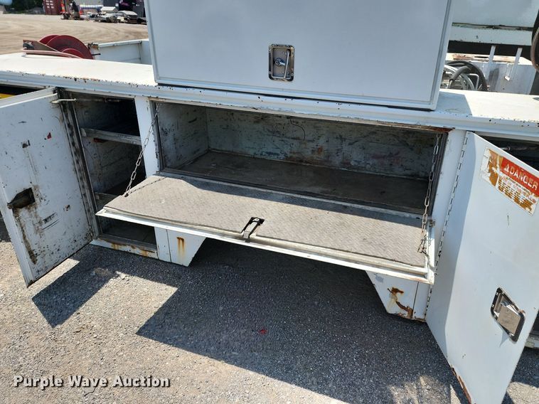 image for item LE9156 Knapheide  utility bed