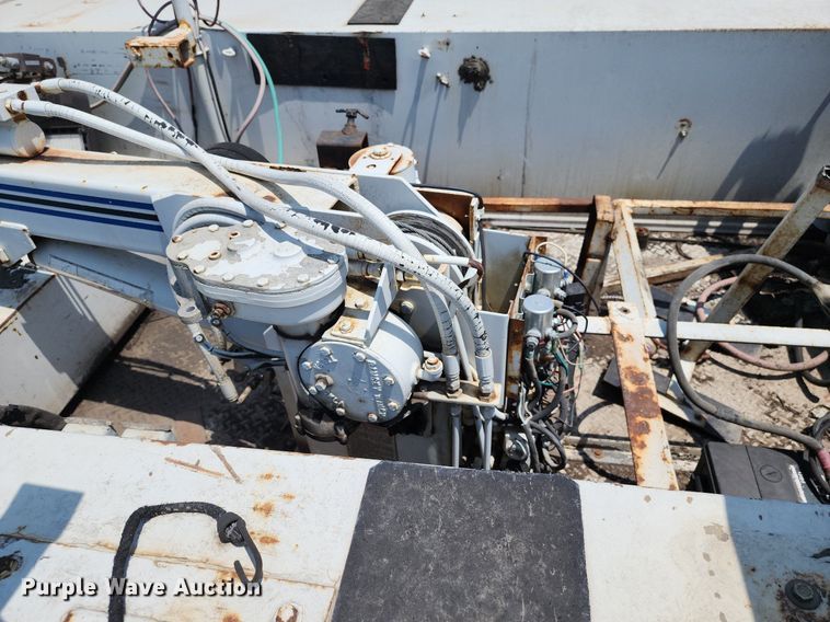 image for item LE9157 Knapheide 6132D54J  utility bed