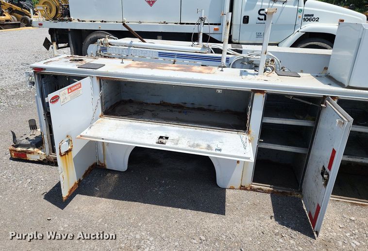 image for item LE9157 Knapheide 6132D54J  utility bed