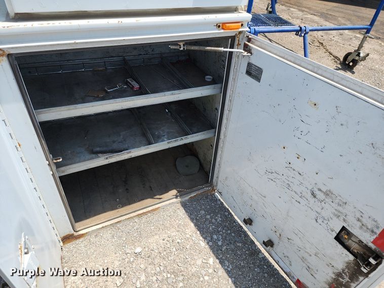 image for item LE9157 Knapheide 6132D54J  utility bed