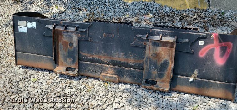 image for item LE9161 86"W skid steer bucket