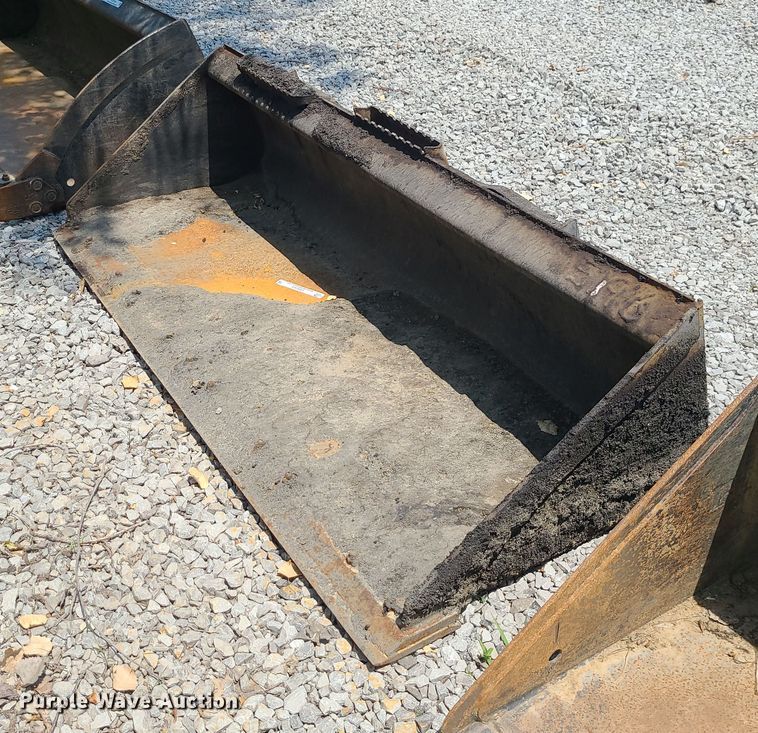 image for item LE9164 76"W skid steer bucket