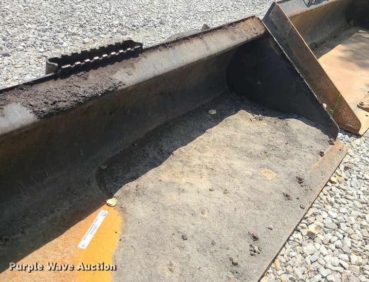 image for item LE9164 76"W skid steer bucket