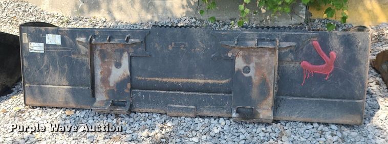 image for item LE9165 86"W skid steer bucket