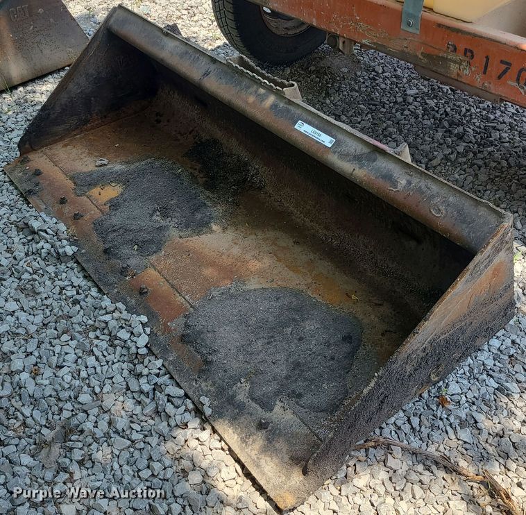 image for item LE9168 74"W skid steer bucket