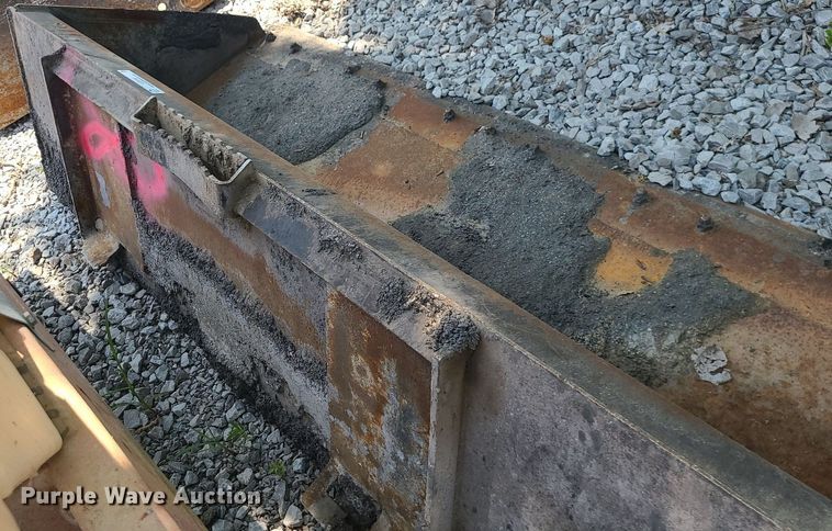 image for item LE9168 74"W skid steer bucket