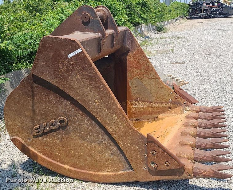 image for item LE9172 Esco  60"W excavator bucket
